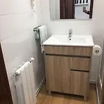 Apartamento Piso En Zona Universidad Y Sardinero By Urbanhosting