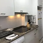 Apartamento Piso En Zona Universidad Y Sardinero By Urbanhosting