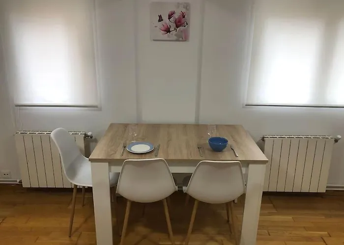 Piso En Zona Universidad Y Sardinero By Urbanhosting Апартаменты