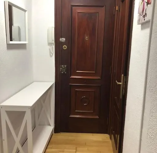 Апартаменты Piso En Zona Universidad Y Sardinero By Urbanhosting *