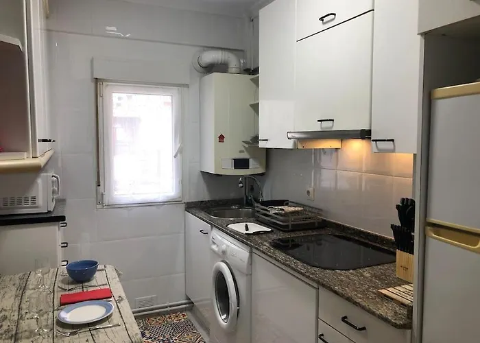 Piso En Zona Universidad Y Sardinero By Urbanhosting Сантандер